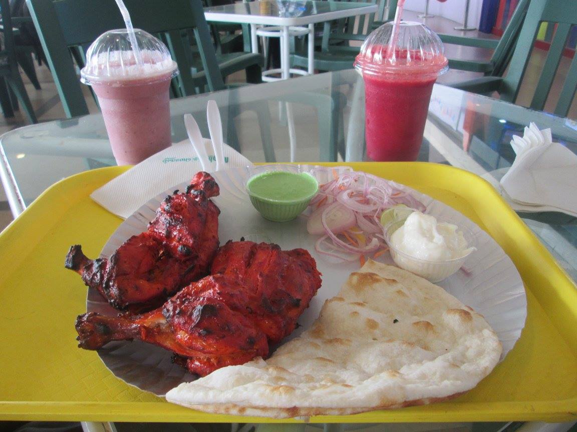 tandoori chicken with fruit smoothies